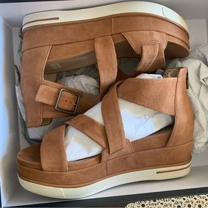 Eileen Fisher Boost Sandal - New- size 8.5